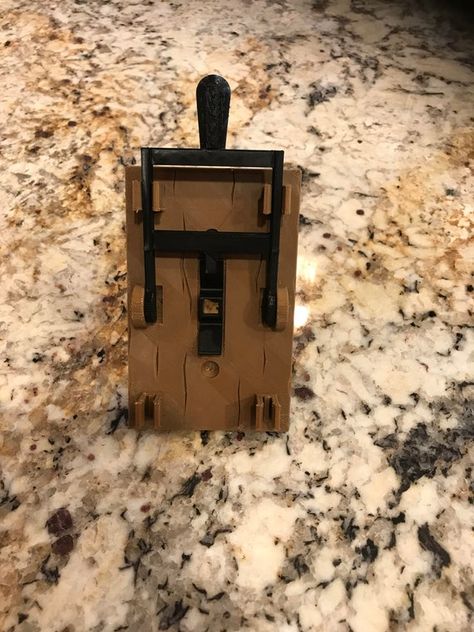 Frankenstein Light Switch, Creepy Decorations, Mad Scientist Halloween, Goth Diy, Old Horror, Electric Chair, Young Frankenstein, Creepy Decor, House Lights