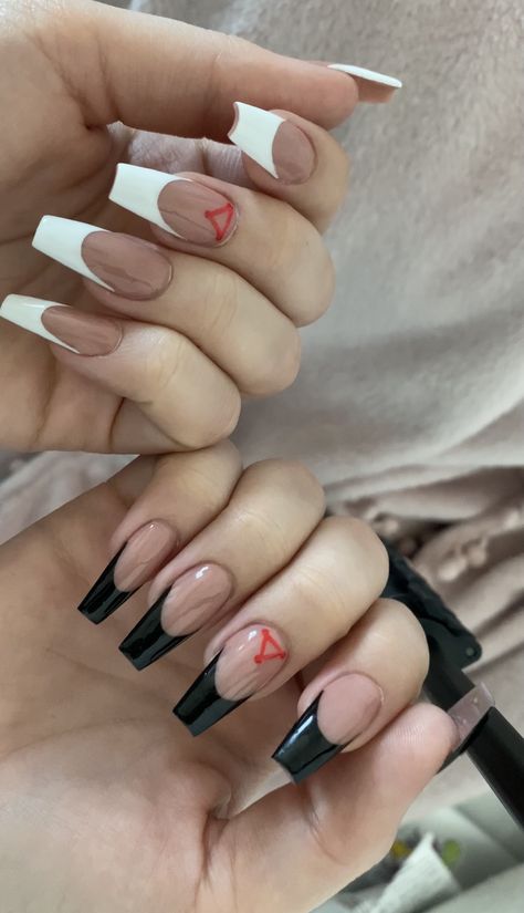 Megumi demon dogs #anime #animenails #jujutsukaisen #megumi #megumifushiguro #animeartworks Jujutsu Kaisen Nails Acrylic, Nails Acrylic Anime Inspired, Anime Themed Nails Acrylic, Megumi And Demon Dogs, Megumi Nails Jjk, Anime Nails Designs Simple, Anime Themed Nails Simple, Hxh Nail Art, Anime Inspired Nails Simple