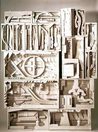 Louise Nevelson George Grosz, Joseph Cornell, Louise Nevelson, Found Object Art, Relief Sculpture, Found Art, Oldenburg, Middle School Art, Foto Art