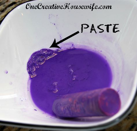 DIY Hair chalk--perfect for my daughter Diy Hair Chalk, Kids Hair Color, Diy Hair Dye, Color Hairstyles, Diy Hair Color, Hair Color Crazy, Hair Chalk, Wacky Hair Days, Temporary Hair Color