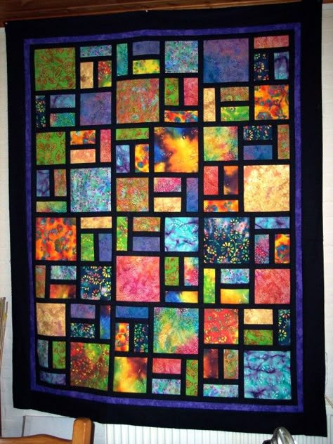 batiks and black solid for sashing and borders...looks like stained glass! Stained Glass Quilts, Quilt Board, Quilting 101, Stained Glass Quilt, Quilt Modernen, Batik Quilts, Basket Pattern, Mural Ideas, Sewing Quilts