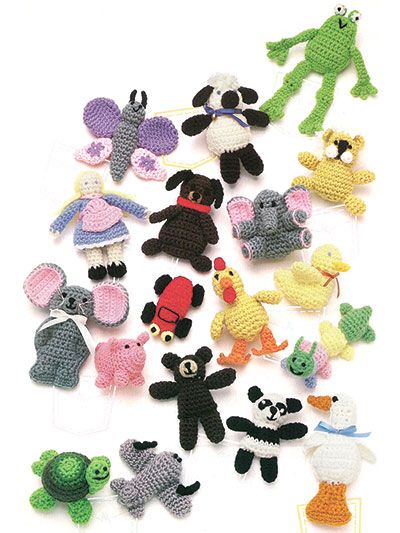 Pocket Pals Easy Cute Crochet, Comfort Dolls, Crochet Knit Stitch, Pocket Pals, Crochet Characters, Crochet Decorations, Crochet Critters, Crochet Pocket, Crazy Crochet