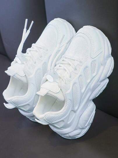 Stylish Shoes Heels, Casual Shoes Women Sneakers, Air Force Shoes, White Casual Shoes, Pretty Shoes Sneakers, Shoes Outfit Fashion, Sport Shoes Women, Men Fashion Casual Outfits, Stylish Shoes