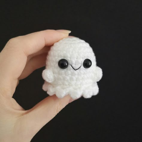 On My Hook: Howl the littlest Ghost No Sew Ghost Crochet, Glow In The Dark Crochet Ghost, Crochet Ghost Keychain Free Pattern, Small Crochet Ghost Pattern Free, Knitted Ghost Free Pattern, Crochet Ghost Keychain, Mini Halloween Crochet Patterns Free, Crocheted Ghosts Free Pattern, How To Crochet A Ghost