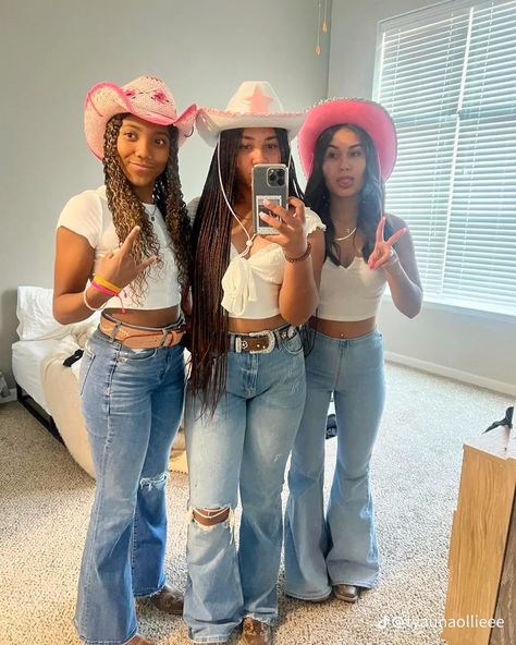 Cowgirl Outfits Black Women Party, Cowgirl Outfits Black Women Rodeo, Bull Riding Outfit Women, Cowgirl Costume Black Women, Western Spirit Week Outfit, Cowboy Spirit Week Outfit, Cowgirl Boots Outfit Black Women, Trailride Outfit Black Women, Cow Girl Outfits For Black Women