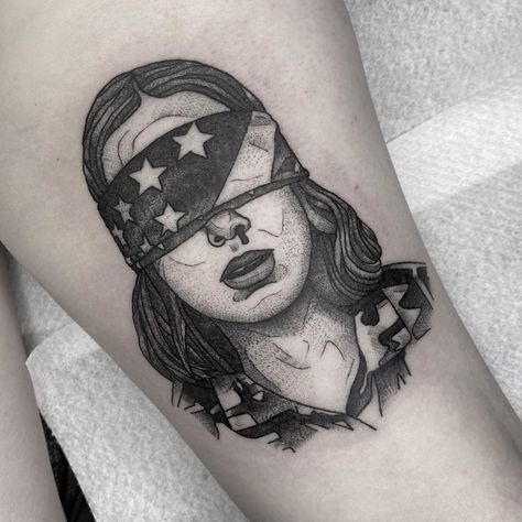 Stranger Things Tattoo Ideas, Best Female Tattoos, Stranger Things Tattoo, Female Tattoos, Fan Tattoo, Inked Shop, Blackwork Tattoos, Tattoo People, Best Tattoos For Women