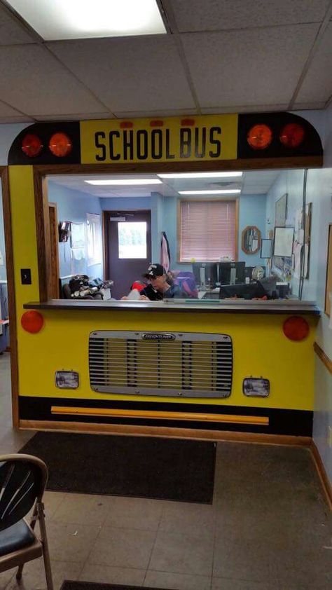 Perfect for the reception desk or dispatch area Bus Humor, School Bus Driver Gift Ideas, Back To School Displays, Energy Bus, Bus Safety, Bus Driver Appreciation, Daycare Design, Bus Driver Gifts, Yellow School Bus