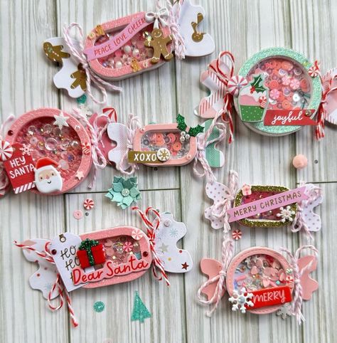 Hannah (@kscraft_hannah) • Instagram photos and videos Christmas Scrapbook Paper Crafts, Diy Christmas Ornaments Cricut, Christmas Craft Fair Ideas, Cricut Noel, Christmas Journaling, Christmas Embellishments, Anime Crafts Diy, Scrapbook Embellishments Diy, Christmas Globes