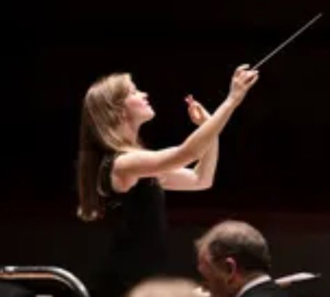 Women Conductor, Music Conductors Poses, Conductor Pose, Female Conductor, Orchestra Conductor Pose, Choir Conductor, Orchestra Conductor, Music School, Human Poses