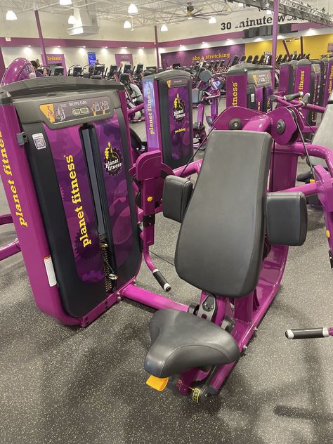 Purple Home Gym Workout Rooms, Gym Aesthetic Planet Fitness, Planet Fitness Machines, Quick Workout Routine, Planet Fitness Workout, Wellness Blog, Workout Aesthetic, Wellness Fitness, Workout Machines