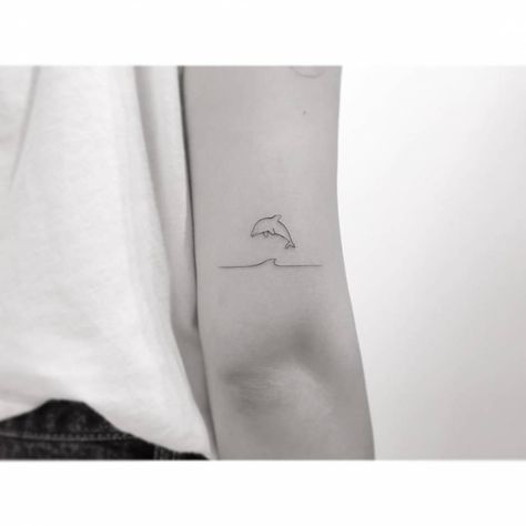 Animals Dolphins, Dolphin Tattoos, Playground Tattoo, Camping Tattoo, Dolphin Tattoo, Cute Simple Tattoos, Dolphins Tattoo, Unique Small Tattoo, Tattoo Fonts Cursive