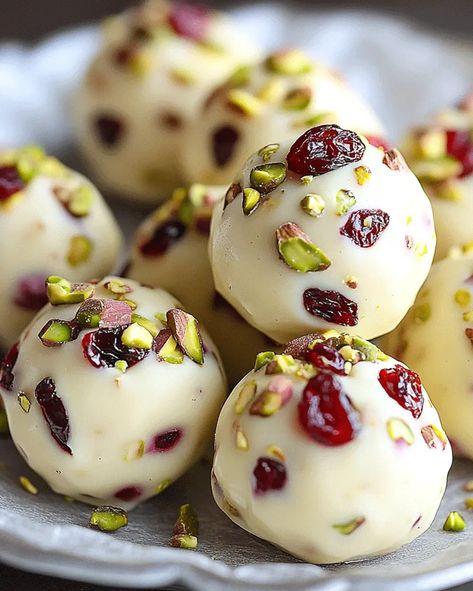 Cranberry Pistachio White Chocolate Truffles Pistachio White Chocolate, Dessert Platters, Truffle Recipe Easy, Chocolate Truffles Recipe, Easy Truffles, White Chocolate Truffles, Cranberry Pistachio, Truffles Recipe, Dark Chocolate Cookies