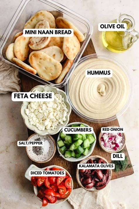 This pita and hummus "butter board" is a healthier take on the viral Tik Tok trend! A super simple, 15-minute, crowd-pleasing recipe! Butter Board Recipe, Hummus Appetizers, Butter Board, Hummus And Pita, Crowd Pleasing Recipes, Charcuterie Inspiration, Charcuterie Recipes, Hummus Recipe, Food Platters