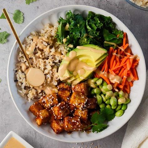 Asian Tofu Buddha Bowl - Naturallie Plant-Based Crispy Asian Tofu, Protein Meal Prep Lunch, High Protein Meal Prep Lunch, Tofu Buddha Bowl, Asian Tofu, Tofu Bowl, Buddha Bowls Recipe, Bowls Recipes, Protein Meal Prep