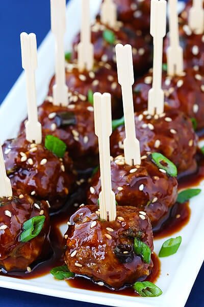 Lentil Balls, Holiday Finger Foods, Toothpick Appetizers, Asian Meatballs, Fall Appetizers, Wedding Appetizers, Fingerfood Party, Meat Appetizers, Finger Foods Easy