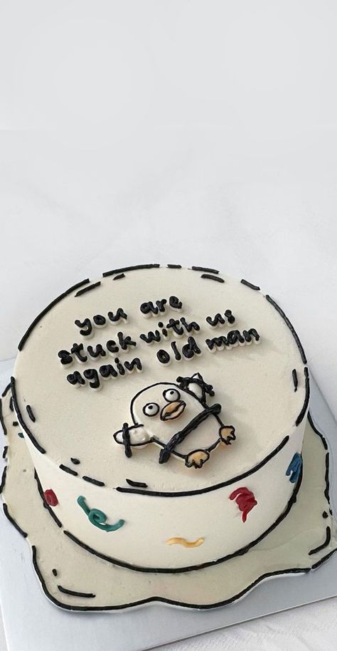 Cute Cake For Husband, Boyfriend Cake Ideas Funny, Funny Man Birthday Cake, Birthday Cakes Ideas Aesthetic, Birthday Cake For Best Friend Male, Aesthetic Cake Men, Birthday Cake Not Cake, Funny Cakes Birthday, Small Bday Ideas