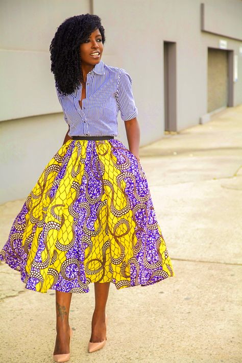 CLASSIC & ETHNIC~I LOVE IT! Striped Shirt | African print midi Skirt | http://stylepantry.com African Print Midi Skirt, African Interiors, African Skirt, African Designers, African Life, Weekend Mode, Australian Style, Style Pantry, Ethno Style