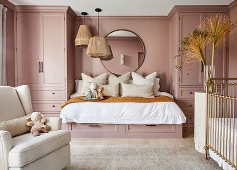 Modern Pink Bedroom Ideas, Blush Bedroom, Zimmer Diy, Family Estate, Shay Mitchell, Daughters Room, Pink Bedroom, Pink Room, White Furniture