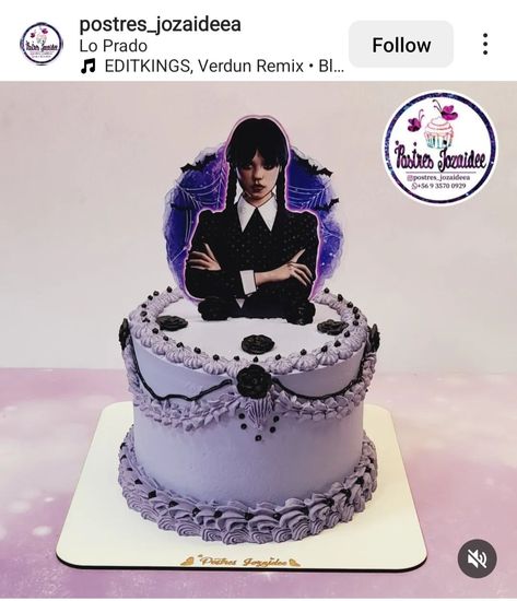 Easy Wednesday Addams Cake, Wednesday Adams Cake Design, Wensday Cakes, Birthday Cake Wednesday Addams, Wednesday Addams Birthday Cake Ideas, Wednesday Birthday Party Cake, Wednesday Adam’s Cake, Wednesday Addams Piñata, Wednesday Addams Cakes