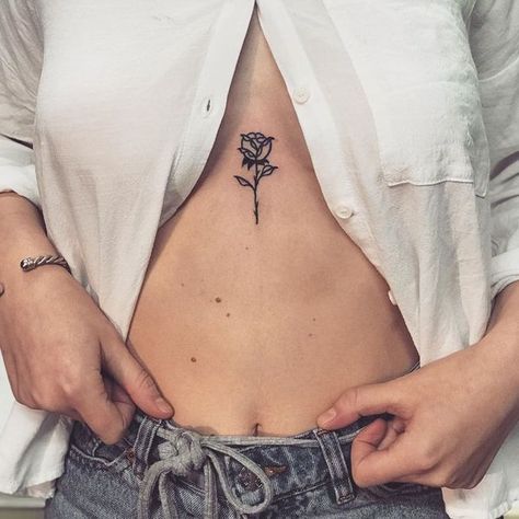 Simple Between Breast Rose Tattoo Tattoos Near Breast, Rose Tattoo Between Breast, Tattoo Ideas Between Breast, Tattoos In Between Breast, Between Breast Tattoos For Women, Tattoos Between Breast, Tattoo Between Breast, Rose Chest Tattoo, Mastectomy Scars