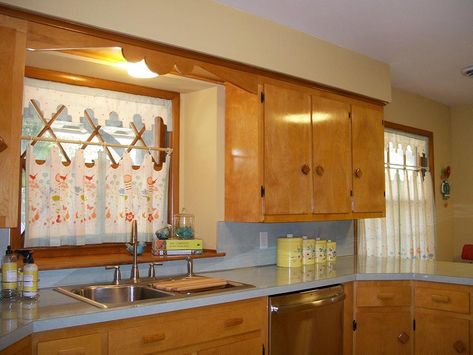 1950 Kitchen Cabinets, 60s Kitchen Remodel, Vintage Window Decor, 1950 Kitchen, Above Kitchen Sink, 60s Kitchen, Dark Wood Kitchen Cabinets, Laminate Kitchen Cabinets, Kitchen Yellow