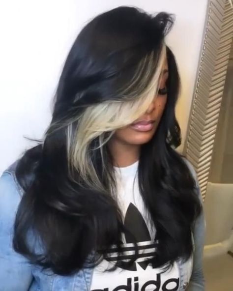 Quick Weave With Blonde Streaks, Black Sew In With Blonde Streak, Skunk Stripe With Highlights, Jet Black With Highlights, Blonde Peek A Boo Hair, Faux Highlights Black Hair, Black And Blonde Hair Black Women, Black Hair With Blonde Underneath, Black Hair With Blonde Front Pieces