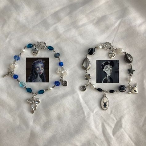 Corpse Bride Accessories, Corpse Bride Jewelry, Corpse Bride Bracelet, The Corpse Bride Aesthetic, Charm Bracelet Aesthetic, Corpse Bride Aesthetic, Emily And Victor, Bride Corpse, Bride Aesthetic