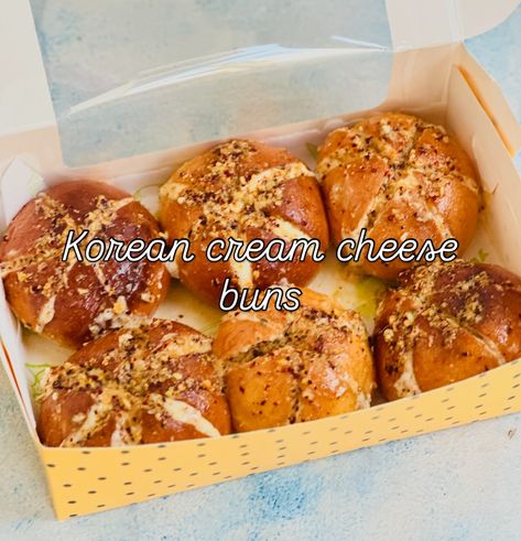 (Korean cream cheese buns) Cream Cheese Buns, Korean Cream, Cheese Buns, Buns, Cream Cheese, Bread, Cheese, Cream, Quick Saves