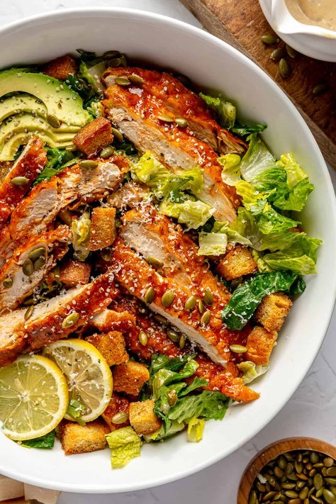 Crispy Hot Honey Chicken Caesar Salad Hot Honey Chicken, Spicy Salad, Chicken Slices, Chicken Caesar, Chicken Caesar Salad, Primal Kitchen, Hot Honey, Honey Chicken, Salad Dressing Recipes