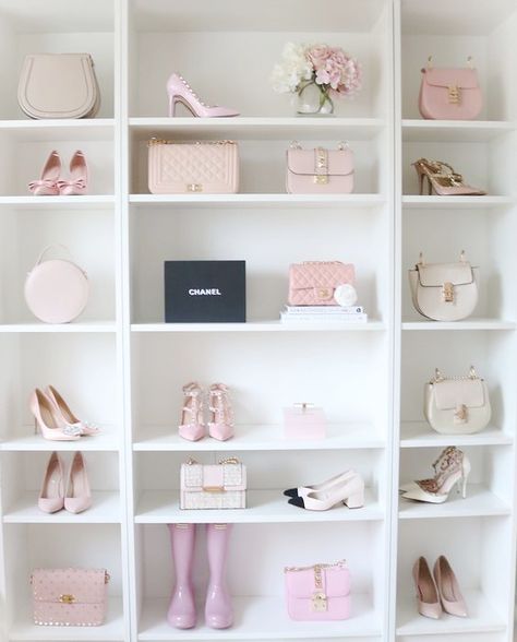 Purse Display Ideas, Brooke Core, Ikea Wardrobe Hack, Pink Chanel Bag, Megan Hess Illustration, Ideas Para Cuarto, Purse Display, Accessories Closet, Rockstud Heels