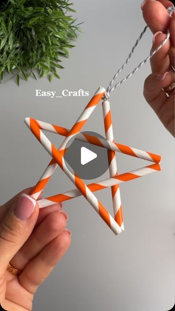 Easy Kids Holiday Crafts, Messy Church Christmas, Easy Christmas Projects For Kids, Cheap Christmas Crafts For Adults, Senior Christmas Crafts, Diy Kids Christmas Crafts Easy, Christmas Craft Ideas For Kids Easy, Diy Thanksgiving Crafts For Kids, Easy Children’s Christmas Crafts