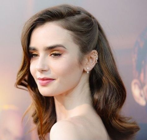 The Last Tycoon, Lily Collins Hair, Wedding Nails For Bride Classy, Old Hollywood Hair, Nails For Bride, Guest Hair, French Twist Hair, Homecoming Hairstyles Updos, Wedding Nails For Bride