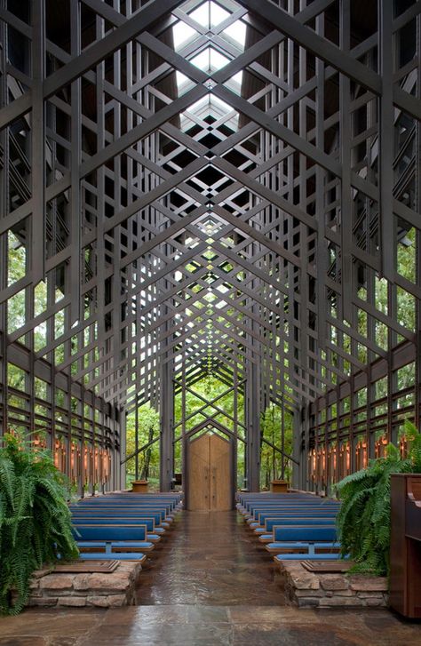 Thorncrown Chapel, Modern Church, Wood Architecture, Ozark Mountains, Religious Architecture, Church Architecture, Mountain Designs, Church Design, Frank Lloyd Wright