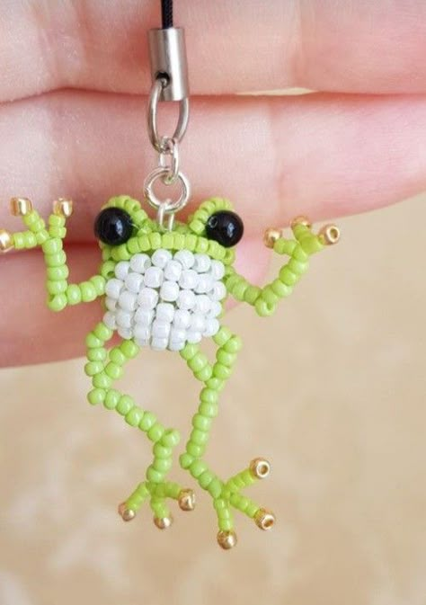 Beaded Frog Tutorial, Frog Bead Pattern, Seed Bead Frog, Seed Bead Keychain, Beaded Frog, Bead Lizard, Seed Bead Patterns Free, Seed Bead Art, Seed Bead Jewelry Patterns