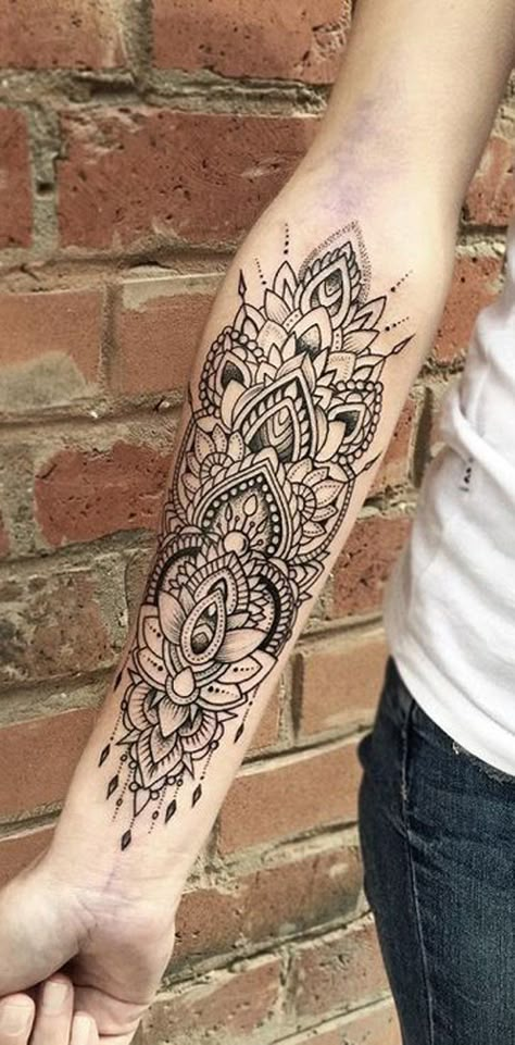 Geometric Mandala Forearm Tattoo Ideas for Women - Lace Mandala Lotus Black Arm Sleeve Tat - ideas del tatuaje de la manga del brazo del antebrazo del loto para las mujeres chicas - www.MyBodArt.com Tato Mandala, Unique Forearm Tattoos, Mandela Tattoo, Mandala Sleeve, Tato Henna, Muster Tattoos, Cat Tattoos, Tattoos Geometric, Japanese Tattoos