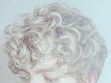 White Curls Aesthetic, Tbosas Aesthetic, Albino Eyes, Daeron Targaryen, Dc Deathstroke, Oil Picture, Nate River, Coriolanus Snow, The Hierophant