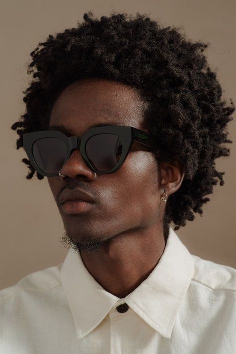 Brand Philosophy, Afro Hairstyles Men, Afro Goth, People Reference, People References, Afro Men, Photographie Portrait Inspiration, Pelo Afro, Black Men Hairstyles