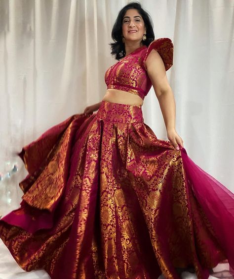 Brocade Lehenga, Lehenga Saree Design, Long Gown Design, Wedding Lehenga Designs, Lehenga Designs Simple, Lehenga Blouse Designs, Style Guru, Half Saree Designs, Long Dress Design