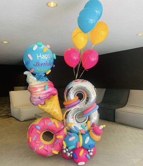 Fancy Balloons, Numbers Balloons, Balloon Styling, Neon Balloons, Bouquet Balloons, Ice Cream Donut, Cream Donut, Party Balloons Diy, Balloons Design