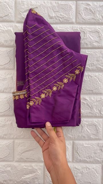 Soft Silk Saree Blouse Aari Work, Maroon Silk Blouse Designs, Blouse Designs Latest Hand Work, Hand Embroidery Blouse Designs Simple, Simple Blouse Embroidery Designs, Latest Simple Aari Work Blouse Designs, Simple Embroidery Designs Blouse, Green Blouse Designs, Kerala Saree Blouse Designs