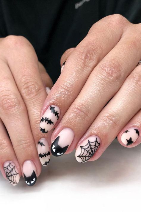 Black Cat Nail Art Halloween Halloween Cat Nails, Black Cat Nail Art, Spider Web Nail Art, Black Cat Nail, Web Nail Art, Cat Nail Designs, Cat Nail Art, Nail Art Halloween, Holloween Nails