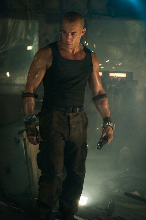 Riddick Aesthetic, Dominic Torreto, Movie Portraits, Fury Movie, The Chronicles Of Riddick, Vagabond Manga, Dominic Toretto, Child Of The Universe, Hottest Male Celebrities