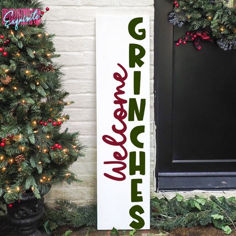 Porch Signs Christmas, Grinch Porch, Porch Stencil, Porch Welcome Sign, Christmas Stencils, Christmas Signs Wood, Sign Stencils, Front Porch Decorating, Christmas Porch