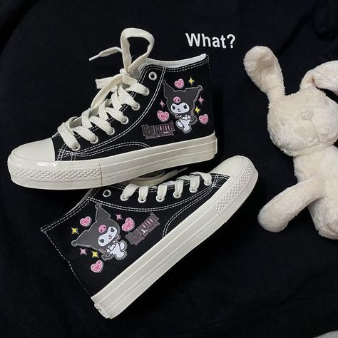 Kuromi Outfit Aesthetic, Kuromi Converse, Kuromi Shoes, Necklace Name Design, Sanrio Clothes, Sanrio Fashion, 2000s Japanese Fashion, Hello Kitty Merchandise, Painted Canvas Shoes