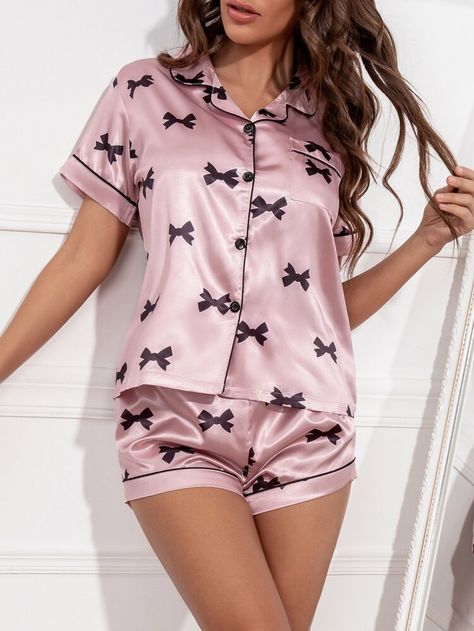 Ladies Pajamas Pyjama Sets, Night Suit Shorts, Satin Night Suits, Women Pjs, Night Suit For Women, Pijamas Women, Night Gown Dress, Silk Pajamas Women, Pajama Fashion