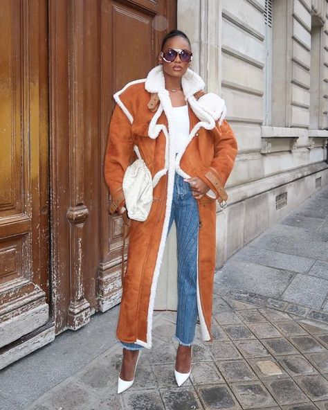 Fall Street Wear, Street Outfit Summer, Casual Chic Winter, Chic Winter Outfit, 2022 Street Style, Summer Street Wear, Clothes Street Style, Classy Street Style, Winter Coat Outfits