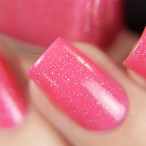 Paper Heart is a brink pink hue sprinkled with holographic splendor! Look closely and you'll notice a subtle wave of pink sparkle dancing across your tips! Paper Heart is part of the new Sugar Rush Collection. These buildable, creamy nail polishes deliver on fun, bright and sparkly all in one! Formulated to show not only their bright base, the subtle accents shine through flawlessly due to the depth-friendly formula! Maximum Coverage in 2-4 Coats Glitter Polish Nails, Nails Inspiration Glitter, Pink Holographic Nails, Dark Nail Polish, Pink Holographic, Holographic Nail Polish, Colorful Nail Designs, Paper Heart, Pink Sparkle