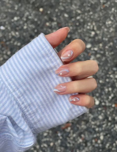 Swirly Lines, Pink Tip Nails, Nails Inspiration Summer, Baby Blue Nails, Spring Acrylic Nails, Hello Nails, Nude Nail Designs, Minimal Nails, Casual Nails