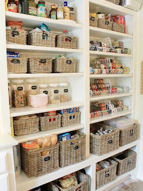 Rethink the way you store your food in your pantry. These super organized, color-coded and food zone pantries give us major organization envy! Pick up a few tips from the best around. Kitchen Nightmares, Perfect Pantry, Organized Pantry, Pantry Organisation, Desain Pantry, Pantry Organizers, Pantry Shelving, Pantry Ideas, Diy Kitchen Storage