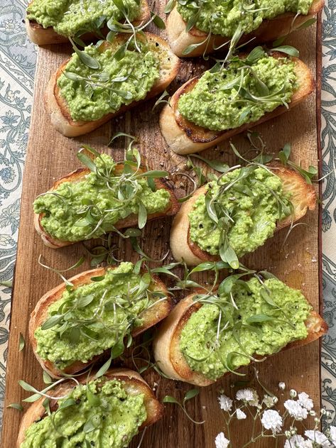 Lemony Herbed Pea Pesto Crostini Pesto Crostini, Pea Pesto, Birthday Lunch, Pesto Recipe, Frozen Peas, Fresh Tomatoes, Do Not Eat, Parmesan Cheese, Red Pepper Flakes